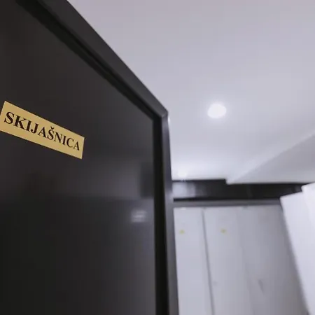 Jahorinska - Skyline